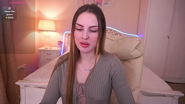 Snapshot of LexxiJoy chatting on 1, 2, 2025 LexxiJoy online show from 1, 2, 2025