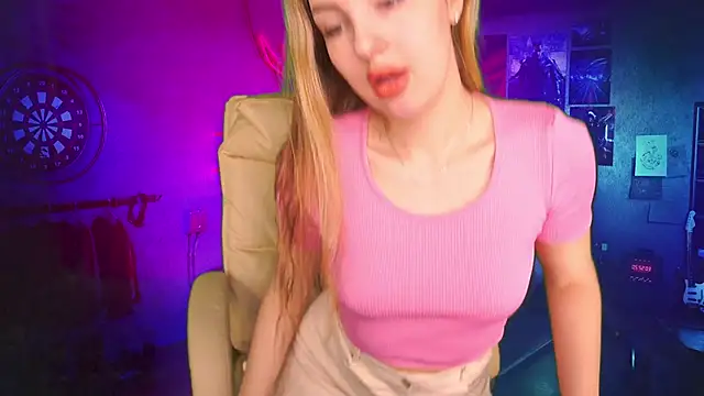 Snapshot of LexxiJoy chatting on 13, 3, 2025 LexxiJoy online show from 13, 3, 2025