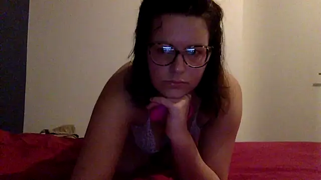 LolaGuess online show from 11, 9, 2025