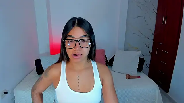 martina roldam online show from 20, 4, 2026