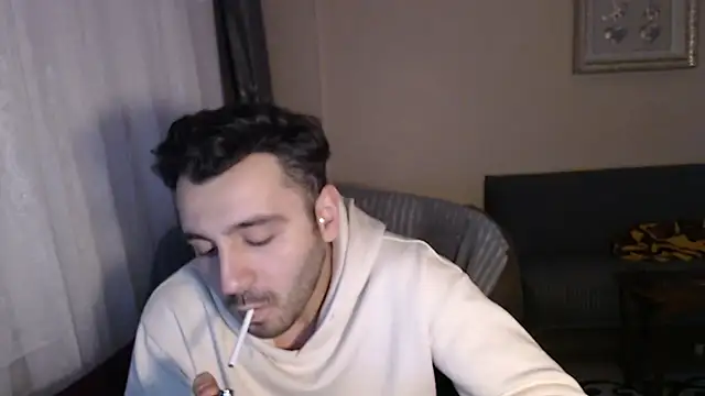 handsomeee04 online show from 14, 11, 2025