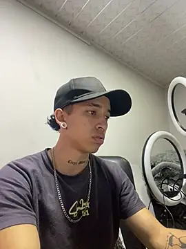 iamcloe 11 online show from 21, 12, 2024