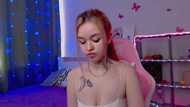 Snapshot of Naughty_Mable chatting on 15, 3, 2025 Naughty Mable online show from 15, 3, 2025