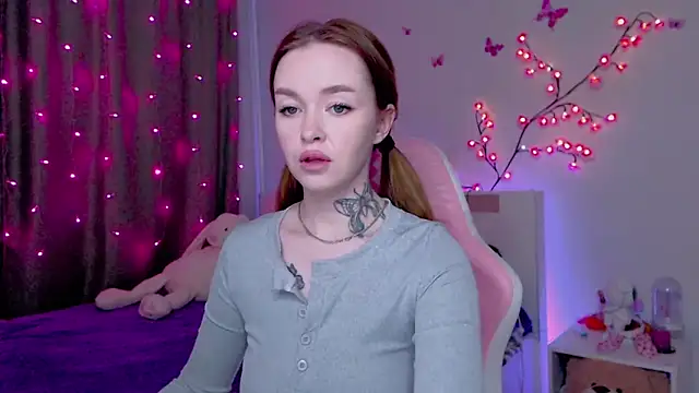 Snapshot of Naughty_Mable chatting on 22, 9, 2025 Naughty Mable online show from 22, 9, 2025