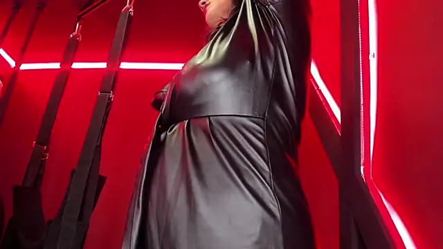 Abril jones10 online show from 18, 1, 2025