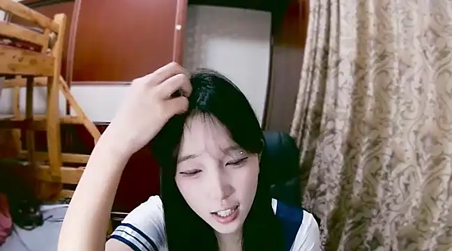 lulu-2002 online show from 22, 12, 2024