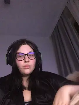 Snapshot of Charlotte_Ros chatting on 23, 12, 2024 Charlotte Ros online show from 23, 12, 2024