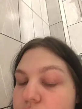 Snapshot of Charlotte_Ros chatting on 1, 1, 2025 Charlotte Ros online show from 1, 1, 2025