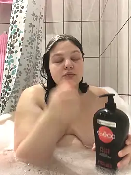 Snapshot of Charlotte_Ros chatting on 3, 1, 2025 Charlotte Ros online show from 3, 1, 2025