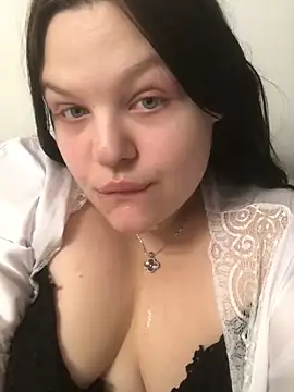 Snapshot of Charlotte_Ros chatting on 7, 2, 2025 Charlotte Ros online show from 7, 2, 2025