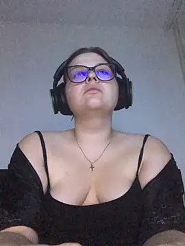 Snapshot of Charlotte_Ros chatting on 31, 10, 2025 Charlotte Ros online show from 31, 10, 2025