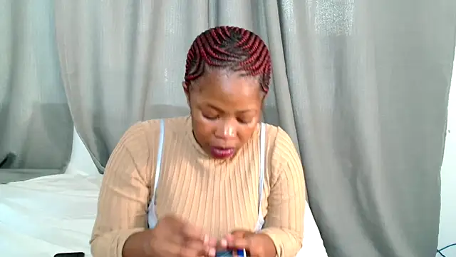 EROTIC BARBIE28 online show from 11, 4, 2026