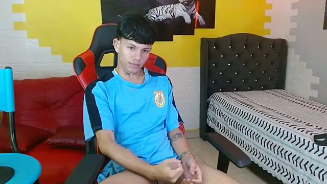 andy dan18 online show from 4, 11, 2025