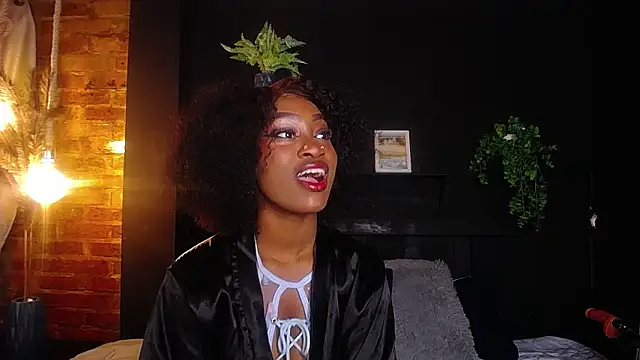 nikkystorm1  online show from 18, 4, 2026