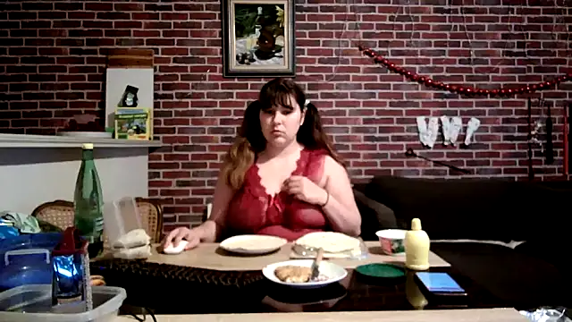 Heleneecesmecs2 online show from 5, 4, 2026