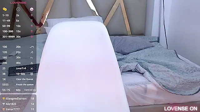 MommyHelpsmee online show from 14, 3, 2025