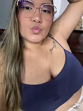 MiaLaurents online show from 14, 4, 2026