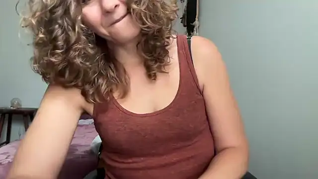 leahsparkles online show from 30, 9, 2025