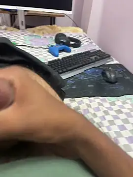 Cocaineandweed45 online show from 11, 11, 2025