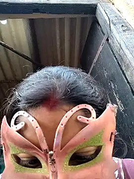 Snapshot of sweet_suman chatting on 14, 11, 2025 sweet suman online show from 14, 11, 2025