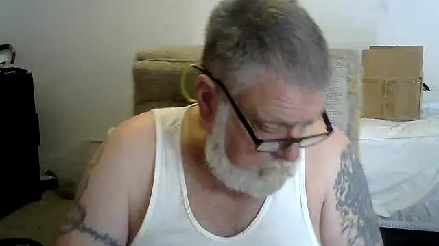 viejo oso online show from 1, 3, 2026