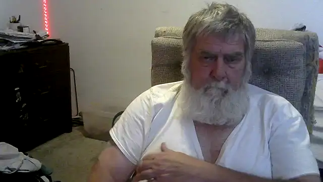 Snapshot of viejo_oso chatting on 24, 5, 2026 viejo oso online show from 24, 5, 2026
