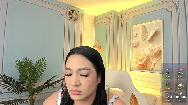 stefany duque1  online show from 15, 10, 2025