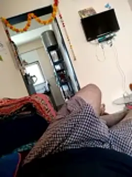 hot punekar online show from 2, 11, 2025