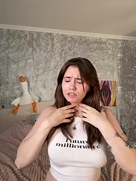 Sabrina shells online show from 13, 9, 2025