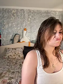 Sabrina shells online show from 19, 9, 2025