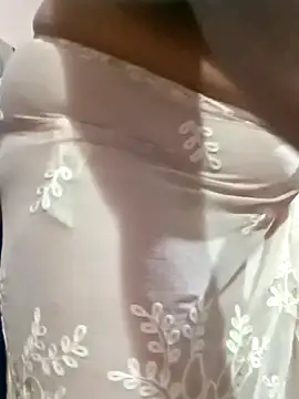 Snapshot of LustyBhabhi chatting on 5, 2, 2025 LustyBhabhi online show from 5, 2, 2025