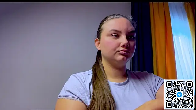 Snapshot of Dreamyblushfairy chatting on 19, 6, 2026 Dreamyblushfairy online show from 19, 6, 2026