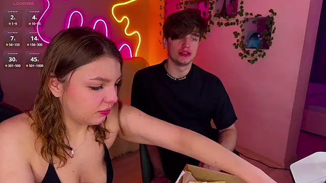 RobertAndLinela online show from 19, 2, 2025