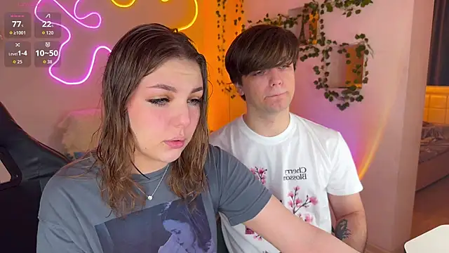 RobertAndLinela online show from 4, 11, 2025