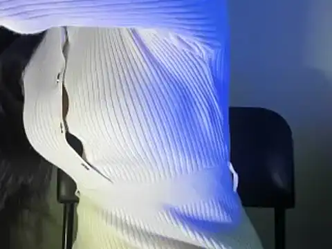 Snapshot of Somiya87 chatting on 30, 12, 2024 Somiya87 online show from 30, 12, 2024