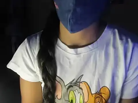 Snapshot of Somiya87 chatting on 7, 1, 2025 Somiya87 online show from 7, 1, 2025