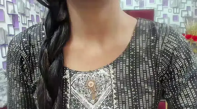 Snapshot of Somiya87 chatting on 6, 3, 2025 Somiya87 online show from 6, 3, 2025