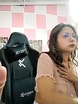 Snapshot of Paulina_mosh chatting on 20, 2, 2025 Paulina mosh online show from 20, 2, 2025