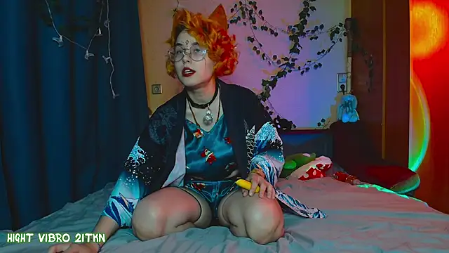 Snapshot of TrickyKitsune chatting on 8, 3, 2025 TrickyKitsune online show from 8, 3, 2025