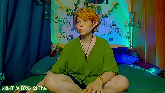 Snapshot of TrickyKitsune chatting on 25, 9, 2025 TrickyKitsune online show from 25, 9, 2025