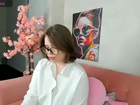 EricaElliott online show from 13, 3, 2025