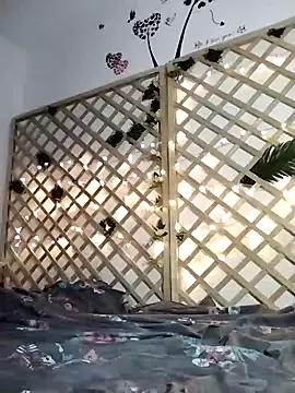 Mia WAll online show from 22, 1, 2025