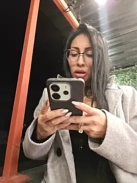 Isabellitasexi38 online show from 18, 2, 2026