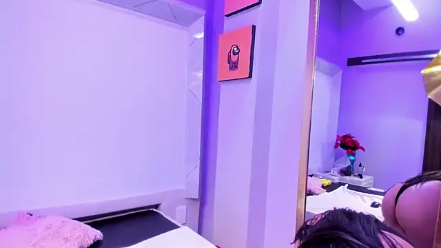 Chloe Martini online show from 12, 3, 2026