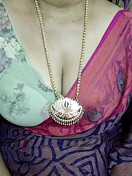 Snapshot of kavi-99 chatting on 14, 6, 2026 kavi-99 online show from 14, 6, 2026