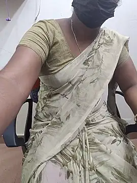 Snapshot of Tamil_roja69 chatting on 17, 4, 2026 Tamil roja69 online show from 17, 4, 2026