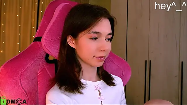 Snapshot of LittleOriana chatting on 7, 3, 2025 LittleOriana online show from 7, 3, 2025