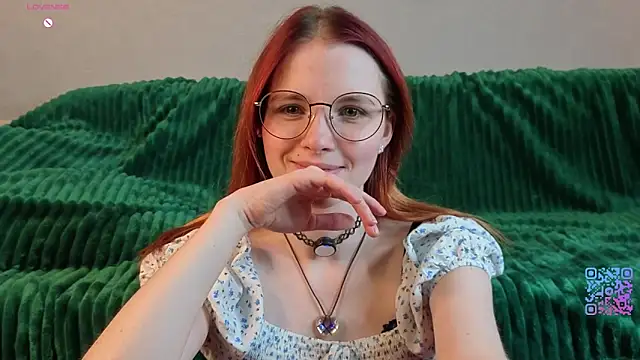 Snapshot of OhYumiYes chatting on 18, 4, 2026 OhYumiYes online show from 18, 4, 2026