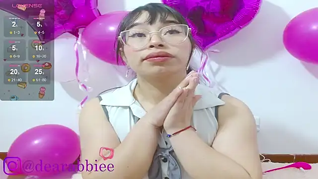 Snapshot of DearAbbiee chatting on 17, 2, 2025 DearAbbiee online show from 17, 2, 2025