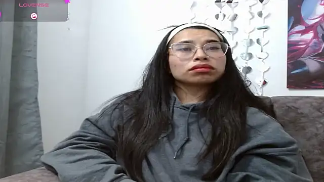Snapshot of DearAbbiee chatting on 18, 9, 2025 DearAbbiee online show from 18, 9, 2025